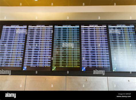 Arrival And Departure Schedule At The SEA Airport Alaska Airlines