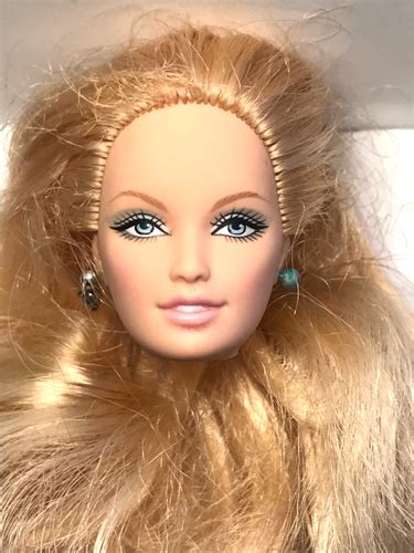 Barbie Doll Head Only 2007 Lara Face Mold Blonde Hair Blue Eyes K8667 EBay