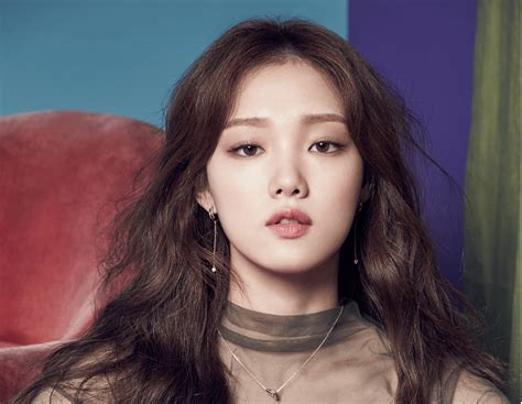 Lee Sung Kyung Reveals Her Ideal Type In Latest Photoshoot And