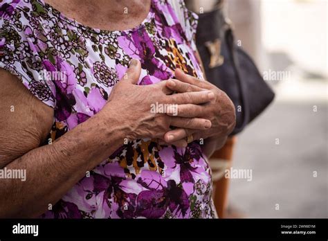 Salvador BAHIA BRASIL 13 de diciembre de 2023 Fieles católicos son