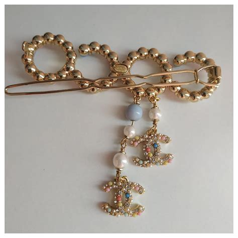 gold hair barrette 3