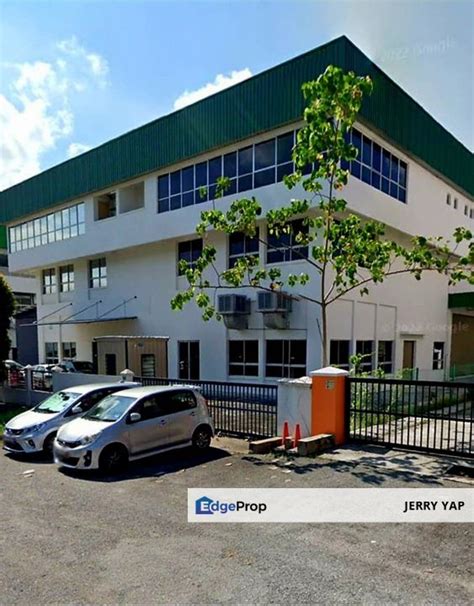 2 Adjoining 3sty Semi D Factory Rent Below Market For Rental RM60 000