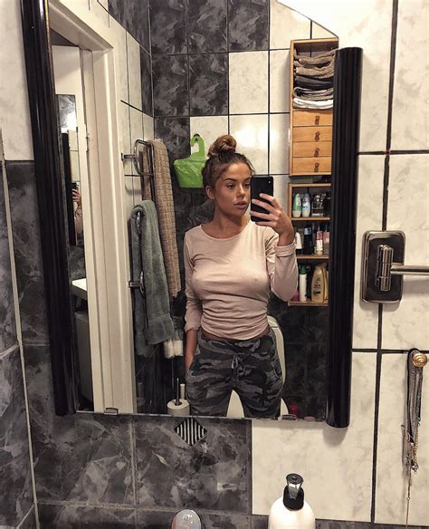 God Damn Thats Hot Scrolller