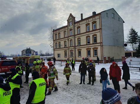 Wybuch Gazu W Katowicach Przy Ul Szabelnianej Dwie Osoby Ranne