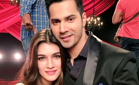 Kriti Sanon, Varun Dhawan Play Pranks On 'Dilwale' Sets - Koimoi