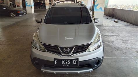 Mobil Nissan Grand Livina XGear AT 2014 TDP 9jt Siap Pakai Di Bekasi