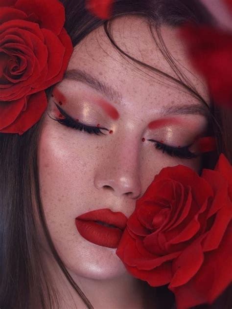 Valentine S Day Makeup Looks With Red Eyes Red Lips Red Eyeliner Red Eye Makeup Cheek Makeup