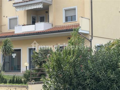 Vendita Appartamento In Via Attilio Forlani 70F Cepagatti Ottimo