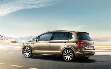 VOLKSWAGEN Golf Sportsvan Specs & Photos - 2014, 2015, 2016, 2017 ...