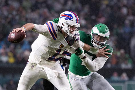 Did officials miss a horse-collar tackle of Bills QB Josh Allen by ...