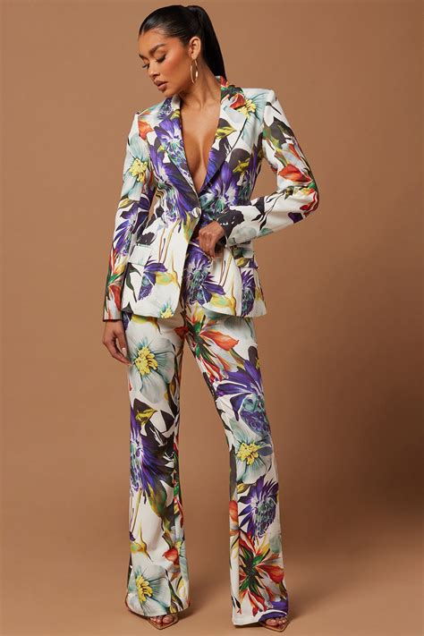 Liliana Floral Blazer Suit Set Whitecombo Fashion Nova Nel 2024