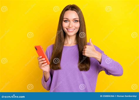 Closeup Photo Of Young Adorable Pretty Businesswoman Influencer Hold Phone Showing Thumb Up Like