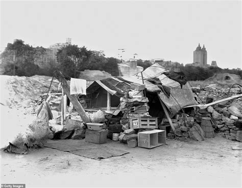 Shocking Photos Of Nyc S Hooverville Homeless Encampments In Central