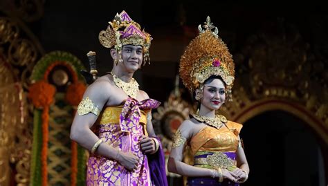 Tampil Dalam Parade Busana Pkb Ke Duta Badung Angkat Tema Dharma