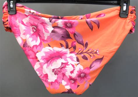 Becca Plus Size In Full Bloom Hipster Bikini Bottoms 64 Size 2X U11 337 NEW EBay