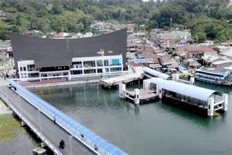 Pelabuhan Ajibata Onetoba