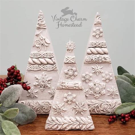 Festive Holiday Tree With Iod Moulds Vintage Charm Homestead