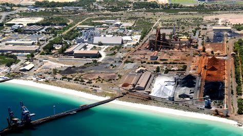 Workers exposed to asbestos at Alcoa's Kwinana refinery, says CFMEU - ABC News