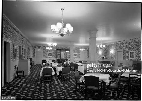 Stouffers Restaurant Photos And Premium High Res Pictures Getty Images