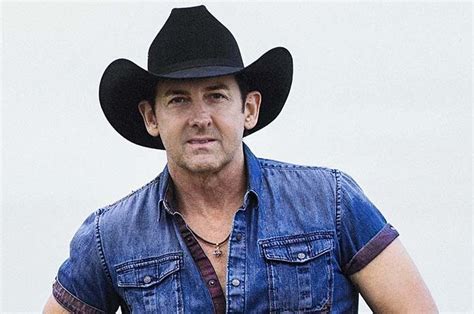 New Album And Tour For Lee Kernaghan Rave It Up