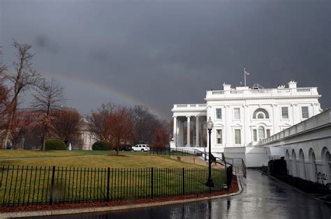 President Trump greets tourists on White House tours