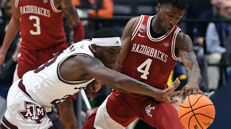 Texas A&M Basketball: Behind Enemy Lines with Razorbacks Wires Derek Oxford