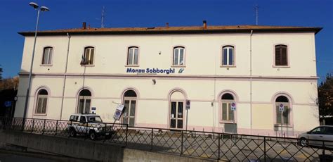 Monza Sobborghi Station Monza Structurae