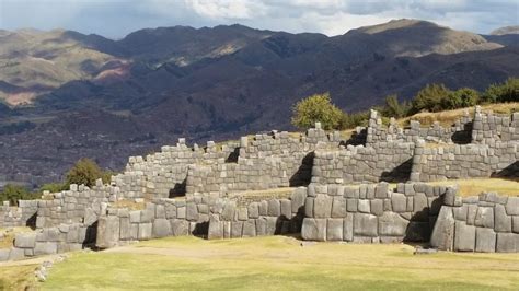 Monumentul Din Piatra Sacsayhuaman Obiective Turistice Peru Cuzco