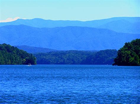 Comprehensive Guide to Funeral Homes in Madisonville, Tennessee