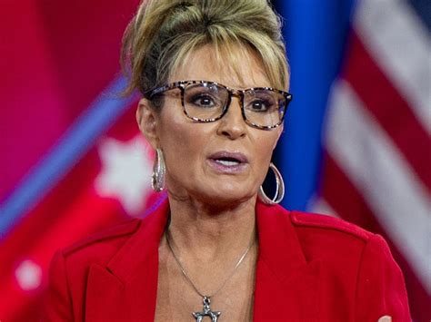 Sarah Palin Gets New Restraining Order Against Daughter Bristols Stalker