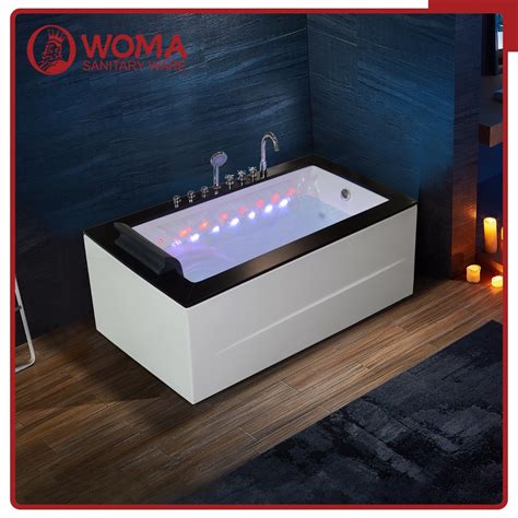 Woma Luxury Waterfall Massage Bathtub With Wooden Top Q418 China