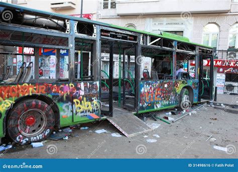 RESISTENCIA DEL PARQUE DE TAKSIM GEZI ESTAMBUL Foto Editorial