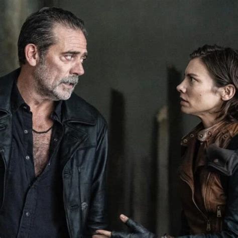 The Walking Dead Dead City Imagens Inéditas Da Série Destacam Maggie E Negan