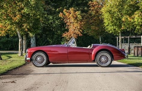 Mga Roadster Autostorico