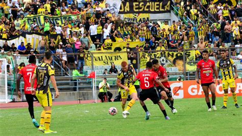 Academia Puerto Cabello derrotó al Deportivo Táchira y se afianza como