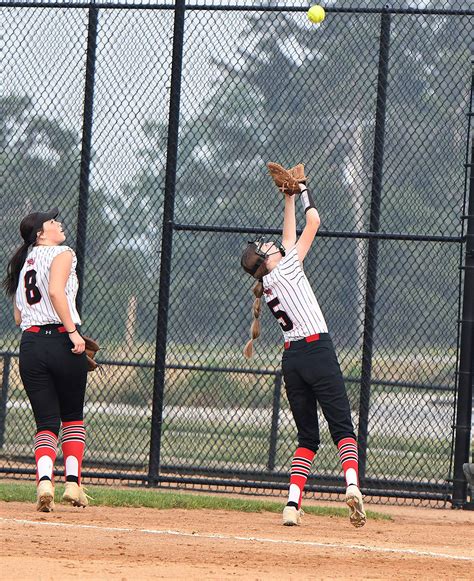 Newton Softball Struggles In Losses To Boone State Ranked Dcg Newton