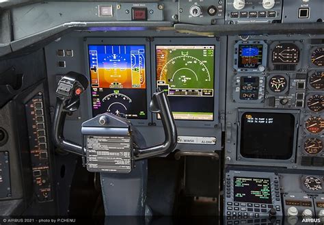 UPS A300-600F Cockpits Looking Fresh After Retrofit | News | Airbus ...