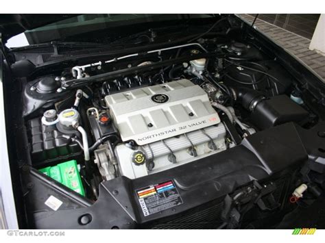 1997 Cadillac DeVille Sedan Engine Photos | GTCarLot.com