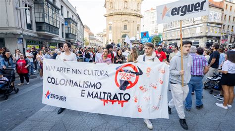 Una Manifestaci N Antitaurina Exige En Pontevedra El Fin De Un