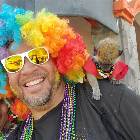 Caribbean Cinemas St. Kitts - Charlie's Angels' Elizabeth Banks to