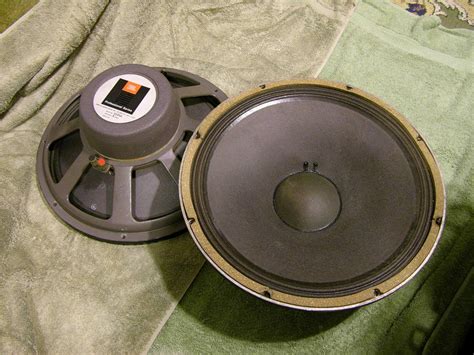 2 X Vintage Jbl 2220a 15 Woofer Alnico Speakers Hi Fi Pa Musical D130