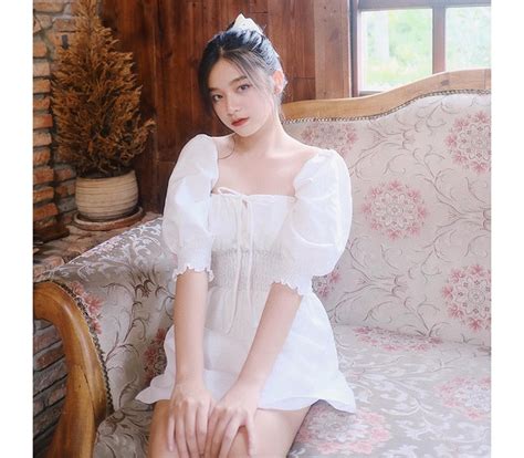 Hot girk 2k1 sở hữu thân hình nuột nà đáng chú ý nhất là vòng 1 đẹp