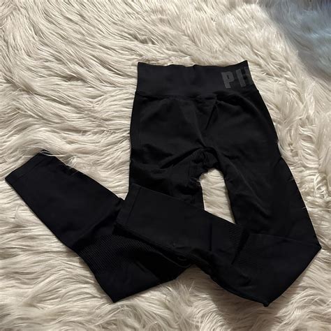 Victoria’s Secret Pink black leggings XS Compression... - Depop