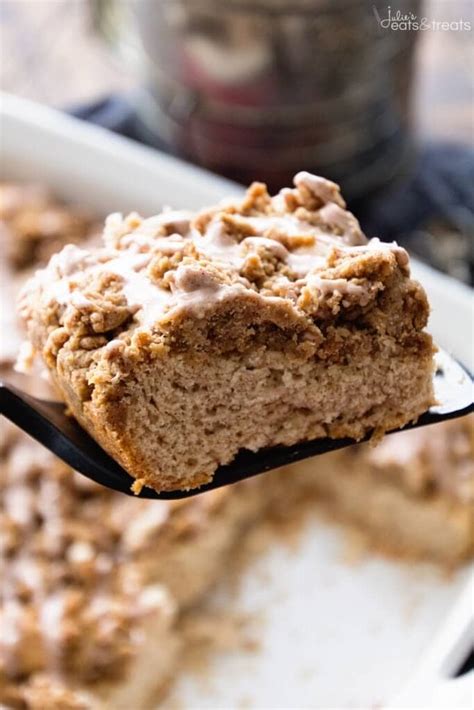 Cinnamon Crumb Coffee Cake Recipe Julie S Eats Treats