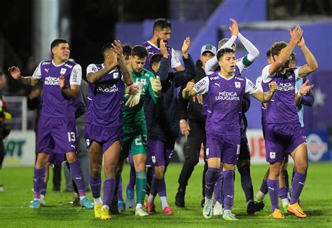 Copa Auf Uruguay Defensor Sporting Derrot A Progreso Y Se Meti