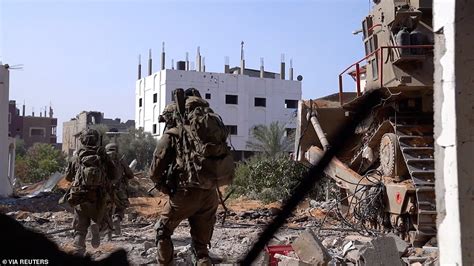 Israeli Forces Engage With Hamas Fighters Near Gaza City Hospital