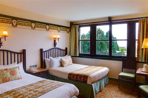 Standard Room at Sequoia Lodge © Disney - Greatdays Group Travel