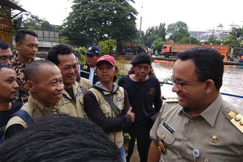 Foto Ditanya Soal Banjir Berkali Kali Terjadi Di Jakarta Ini Jawaban