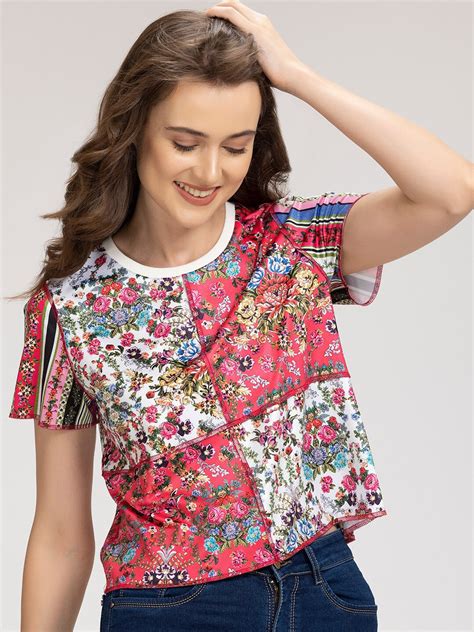 Buy Shaye Pink And White Boxy Floral Printed Crop Top Tops For Women 19762116 Myntra