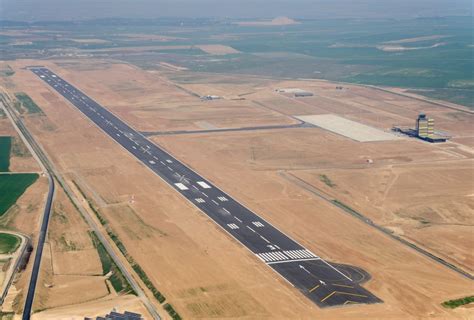 Aeropuertos abandonados España semiserio Forocoches